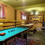 Wynajem Pokoi-willa Pod Smrekami Habitación en casa particular *